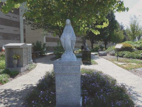 All Saints Catholic Cemetery & Mausoleum - Des Plaines, IL